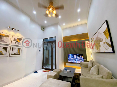 House for sale in Thinh Hao alley - Dong Da - 30m2 x 4 floors. Price 3.85 billion. Give full furniture _0