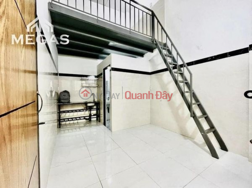 đ 4.2 Million/ month, Newly built loft room RIGHT AT HOANG HOA THAM BRIDGE ️️️