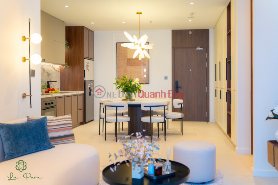 Property Search Vietnam | OneDay | Residential, Sales Listings | 2-bedroom house with city view in a densely populated area.