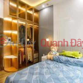 HOUSE FOR SALE NGUYEN THI TAP - RIGHT IN PHU MY HUNG - HIGH RESIDENTIAL AREA - 4 FLOORS - Area 65.6M2 - 7 BILLION 350 TL _0