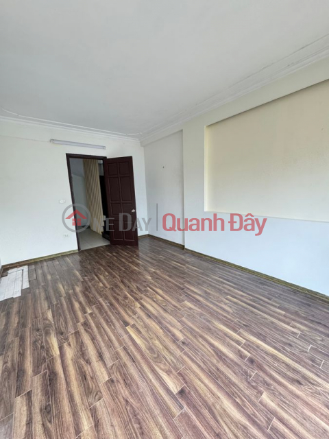 HOUSE FOR SALE, 35M2, 5 FLOORS, 3.8MX FRONTAGE, 8.46 BILLION VND, NGOC THUY - LONG BIEN. _0