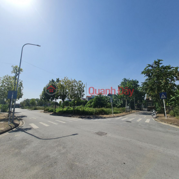 Bán nhà tặng sổ đỏ 200m2 trục chính Đa Tốn, Gia Lâm. Lh 0989894845 | Việt Nam | Bán đ 25,0 tỷ