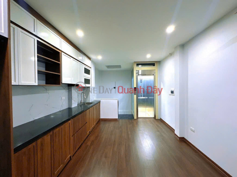 NHÀ TRUNG TÂM CẦU GIẤY – 30/35M² x 6 TẦNG – 3 BƯỚC RA PHỐ – GIÁ 8.2 TỶ Việt Nam Bán, đ 8,2 tỷ