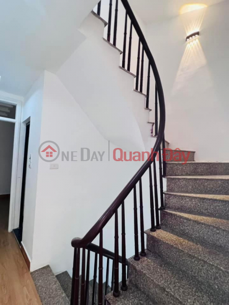 OVER 8 BILLION - 40M2 HOUSE, CAR ACCESS IN CAU GIAY, NEAR STREET, ALLEY FOR BUSINESS, BEAUTIFUL HOUSE, AVAILABLE IMMEDIATELY | Vietnam | Sales đ 81.5 Billion