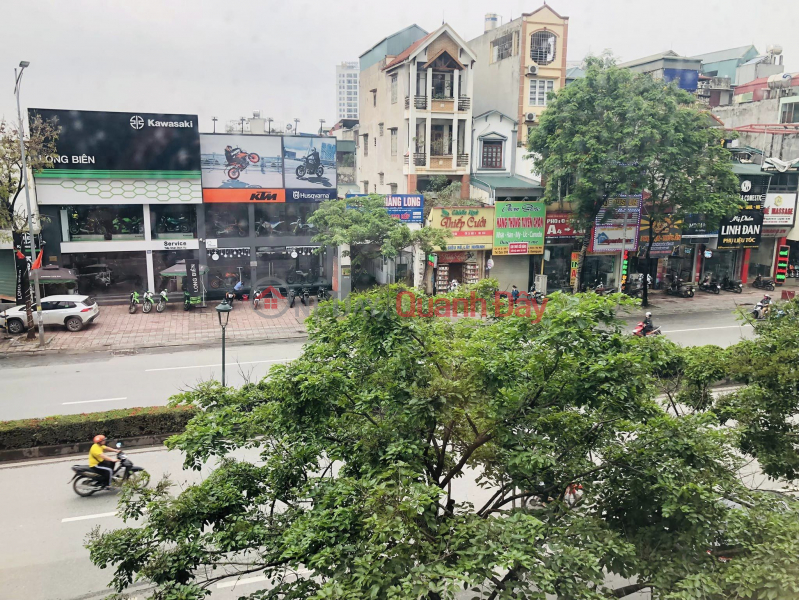 Selling land to give away a house on Ngoc Lam street nearly 230m2 for only 40 billion Corner lot with 7m sidewalk for food business Sales Listings