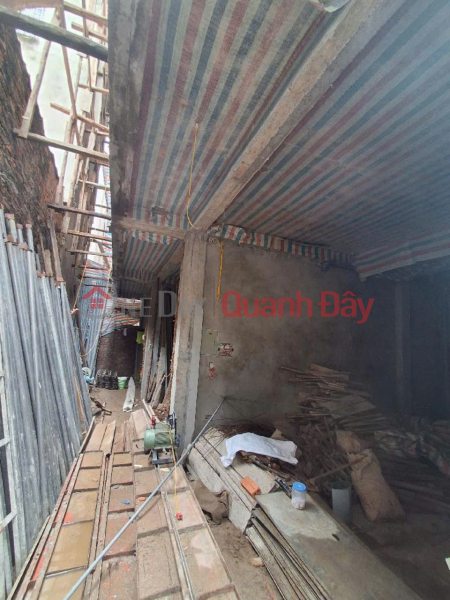 BEAUTIFUL 6-STOREY HOUSE IN QUAN_NHAN - THANH_XUAN; FRONTAGE 3.9 M; ALLEY FOR 2 MOTORBIKES; 2 OPEN WINDS; NEAR STREET, PRICE OVER 7 BILLION. Sales Listings