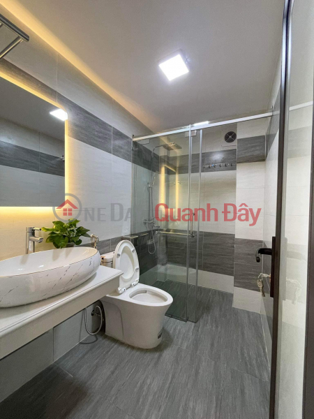 Property Search Vietnam | OneDay | Nhà ở Niêm yết bán, 51m 5 Tầng Mặt Tiền 4.5m Nhỉnh 8 Tỷ Phố Hoàng Quốc Việt Cầu Giấy. Phân Lô 3 Thoáng Ô Tô Tránh Dừng Đỗ Ngày