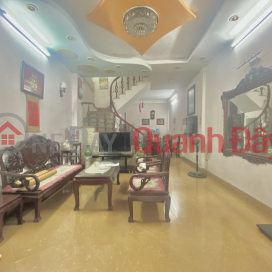 Dai La house for sale, center of Hai Ba Trung district, auto, business, 37M2 5T, price 6 billion 8. _0