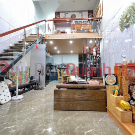 Siêu rẻ! Bán nhà 1T1L, gần KDC An Bình, sân oto, đường oto thông giá 4 tỷ _0
