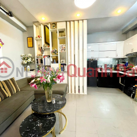 Bán nhanh nhà dt60m2 đường KIM ĐỒNG-GIÁP BÁT,giá 4,68 tỷ,ở luôn _0