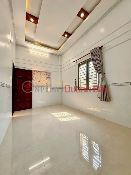 Bán nhà trệt lầu mới, trục chính hẻm 112 Hoàng Quốc Việt Việt Nam, Bán | đ 2,35 tỷ