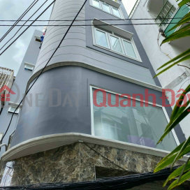 Corner house on 2 streets of VIP alley Nam Ky Khoi Nghia, 4x8m, 3 bedrooms _0