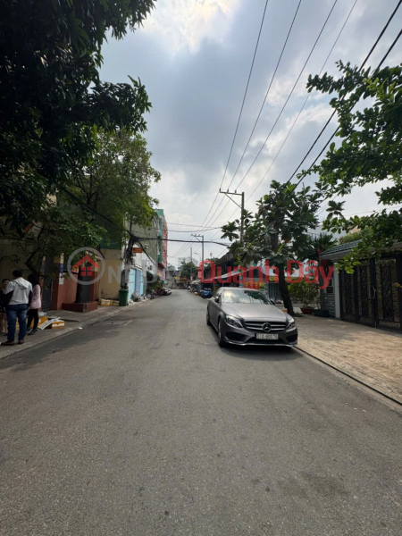 đ 16.9 Billion | BEAUTIFUL HOUSE – GREAT PRICE – URGENT SALE IN HOA THANH WARD, TAN PHU DISTRICT, HO CHI MINH CITY