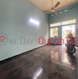 Bán nhà nát, nhà cấp 4 hai mặt tiền hẻm 6 mét trước và sau đường thông Trường Chinh, Cộng Hòa _0