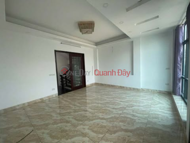 đ 11.3 Billion SUPER PRODUCT IN THE CENTER OF CAU GIAY - CAR LOT - ALLEY, NEAR STREET - CUSTOMERS WILL CARE AFTER SEEING