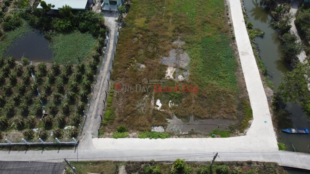 ₫ 5.4 Billion OWNER FOR URGENT SALE OF 1800M2 RESIDENTIAL LAND IN CHAU THANH DISTRICT, LONG AN PROVINCE Contact: Anh Vu 0707 727 238