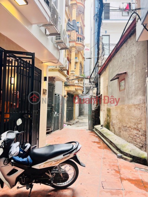 Serviced Apartment for Sale on Duong Quang Ham Street (Nguyen Van Huyen) 40\/45m, 5 Floors 9.65 Billion _0