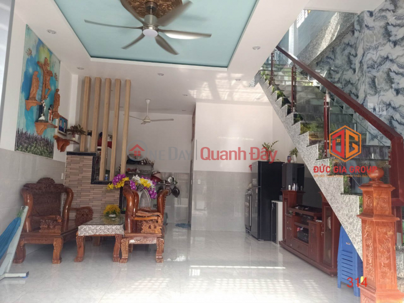 Selling a beautiful high-rise house in Tan Phong Ward, near Hospital 7B, 5m paved road for only 3.5 billion Sales Listings