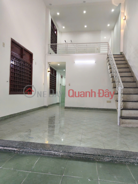 ► Corner unit with direct access to Tran Cao Van and Le Do streets, walking distance to the beach, 66m2, clean and airy mezzanine. Vietnam Sales, đ 4.08 Billion