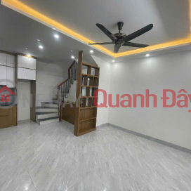 Bán nhà mới 3 tầng, 30m², 3 ngủ full nội thất , Nguyễn Chính, Tân Mai, 3.9 tỷ _0