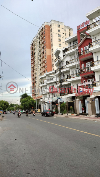 SELL HOUSE FOR FACILITIES TRUONG DINH HOI DISTRICT 8, HIGHER 6.8X38.3, 299M2, 22.9 BILLION Sales Listings