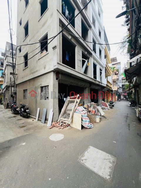 House for sale on Hoang Quoc Viet - lake view - car access _0