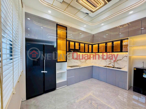 A 4-story house with a ground-floor bedroom, suitable for a 3-generation family, priced just over 6 billion VND. _0
