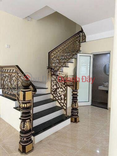 The owner rents a new house of 75m2,4T, Business, Office, Restaurant, Le Thanh Nghi-20M _0