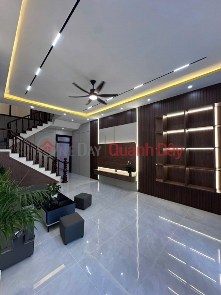 đ 8,8 tỷ, NHÀ 3 TẦNG HÒA XUÂN – Ở SƯỚNG, KINH DOANH ĐỈNH – GIÁ CHỈ 8,8 TỶ!