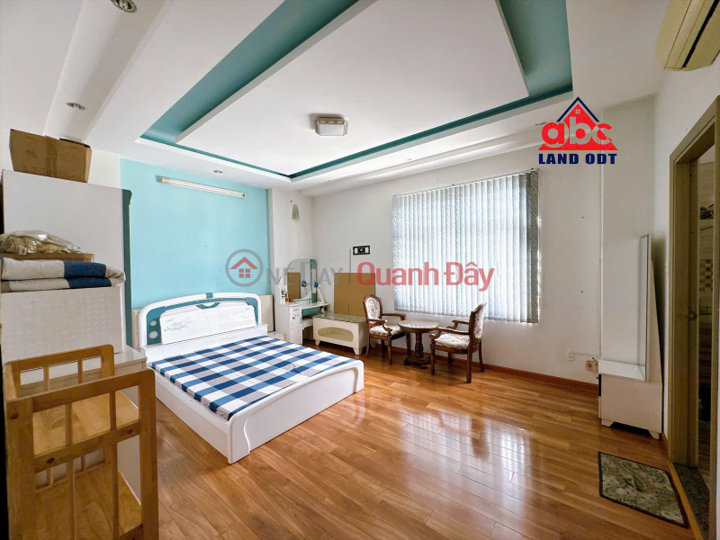 đ 13,8 tỷ | Bán căn biệt thự 1T1L đẹp lung linh KDC Phúc Hiếu, hơn 250m2 chỉ 13,8 tỷ
