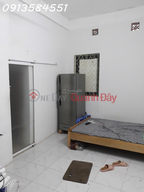 Chính chủ cho thuê nhà ở 2 phòng ngủ, vệ sinh khép kín _0