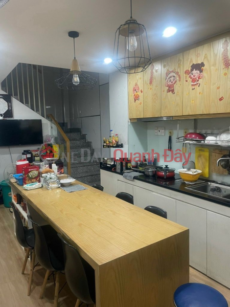 Property Search Vietnam | OneDay | Residential Rental Listings 4-STORY 3 ROOM HOUSE - DONG DONG CAR ALley - Busy Bau CAT AREA