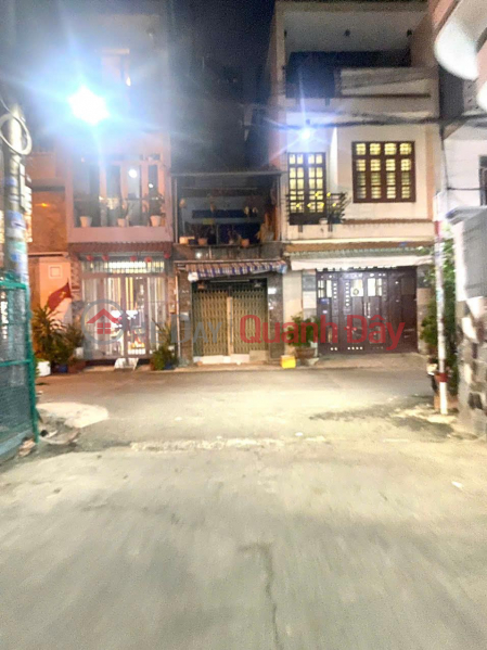 BÁN NHÀ GẦN KÊNH TÂN HÓA, QUẬN TÂN PHÚ, 3 TẦNG, HẺM XE HƠI, HƠN 2 TỶ Niêm yết bán