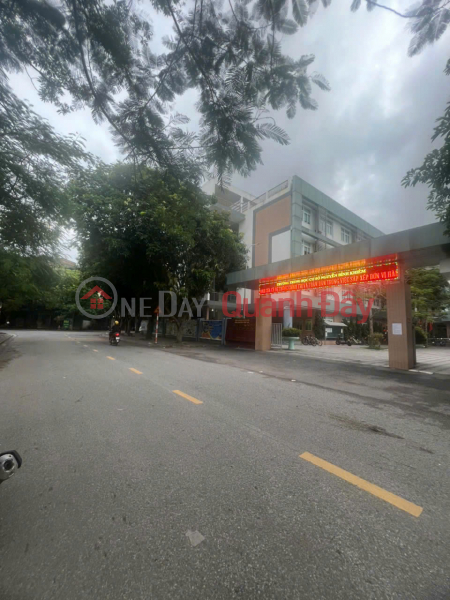Property Search Vietnam | OneDay | Residential Sales Listings 5-STOREY HOUSE, CORNER LOT - 12M FRONTAGE - 2 OPEN SIDES, 2 CARS