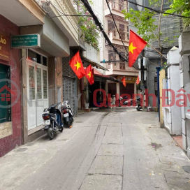 Land for sale on Quynh Alley, 302m2, 10m frontage, price 38.8 billion, three-story alley, spacious back, near car _0