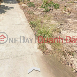 HOT LAND FOR SALE - GREAT PRICE! PLOT OF LAND IN DAT DO DISTRICT, BRVT PROVINCE NEEDED. _0