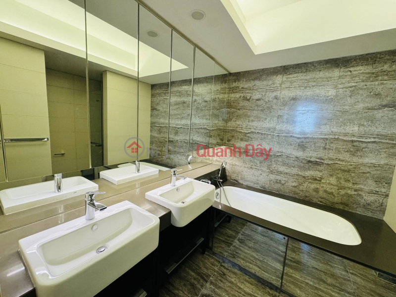 đ 18.5 Billion, East Tower INDOCHINA Xuan Thuy 145m, Super convenient corner apartment, 18.5 billion Cau Giay Center