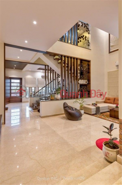 **House for sale on C1 street, ward 13 Tan Binh, 5.5x15; 3L, right next to T3 station Sales Listings