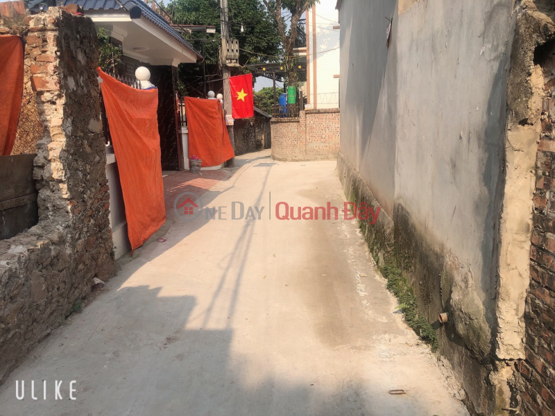 Only 1.2xx billion to get a 64m2 car lot right at your door in Long Chau-Phung Chau. Invest quickly or you'll lose. Lien Vietnam | Sales, ₫ 1.3 Billion