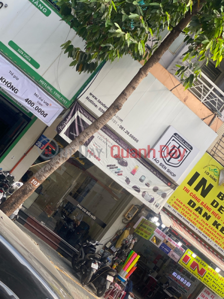 Táo Đen Shop - Hệ Thống Bán Lẻ Apple Chính Hãng - 253 Trần Quang Khải (Black Apple Shop - Genuine Apple Retail System - 253 Tran Quang Khai) Quận 1 | ()(2)