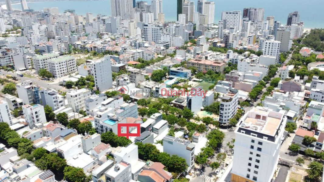 Cheap price, need to sell land quickly, giving away house on An Thuong 10 street, My An, Da Nang. Right on the western street, close to the beach. Sales Listings