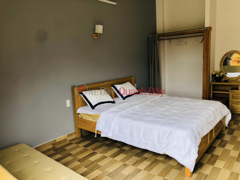Room for rent in Tan Binh 5 million 5 Hoang Van Thu, Balcony | Vietnam | Rental ₫ 5.5 Million/ month