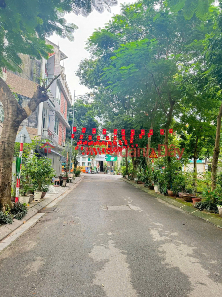 , Please Select | Residential, Sales Listings | đ 29.7 Billion