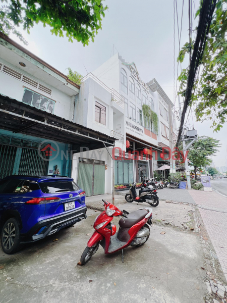 Rare house frontage on Nguyen Van Quy-3PN-2WC, convenient for both business and living, quick sale for 3 billion Vietnam | Sales | ₫ 3.8 Billion