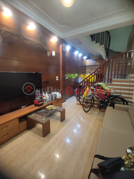 House for sale 67m2 Au Co Street, Tay Ho Garage 3 Car Top business 10.6 Billion VND Sales Listings