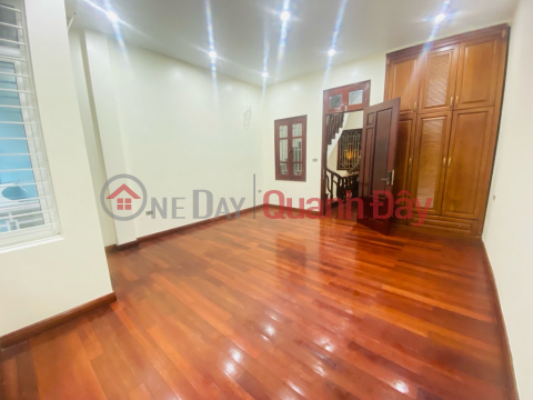 House for sale in Chua Lang, car to the house, top business area 58m2, 5 floors, wide frontage _0