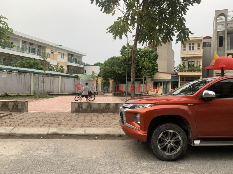 BÁN ĐẤT THẠCH BÀN – CỔ LINH – LIỀN KỀ GARDEN CITY - ĐƯỜNG ÔTÔ TRÁNH - VỈA HÈ ĐÁ BÓNG - Niêm yết bán