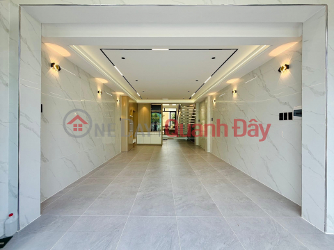 Nhà Hẻm 380 Nguyễn Văn Khối Sát Công Viên Làng Hoa Full Nội Thất Thang Máy _0