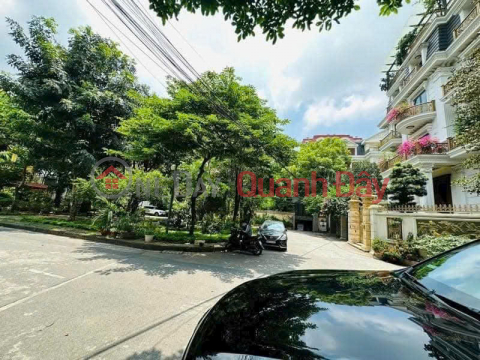 SUPER PRODUCT PEACH GARDEN VILLA - WEST LAKE.<br \/> SUPER VIP - A HOUSE ONLY FOR THE RICH AND ELITE. _0