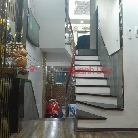 Hiếm, Nguyễn Chí Thanh, Đống Đa, phân lô ô tô tránh, 40m2, 5 tầng, Mt 4.1m, chỉ 18 tỷ _0
